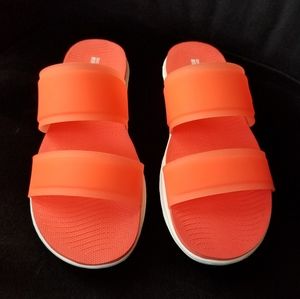 Skechers Women's Nextwave Ultra-Sun-Kissed Slides